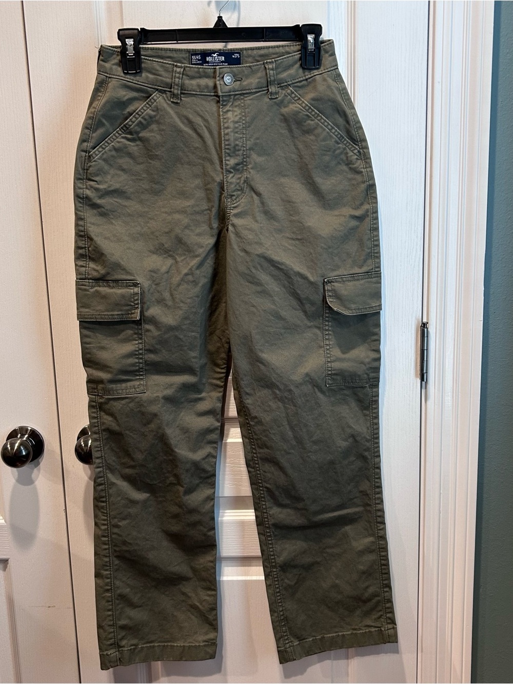 Hollister Women’s Ultra High Rise Dad Pant Olive Green Pockets Size 5S/4S W27S